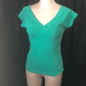 Green gap v shirt